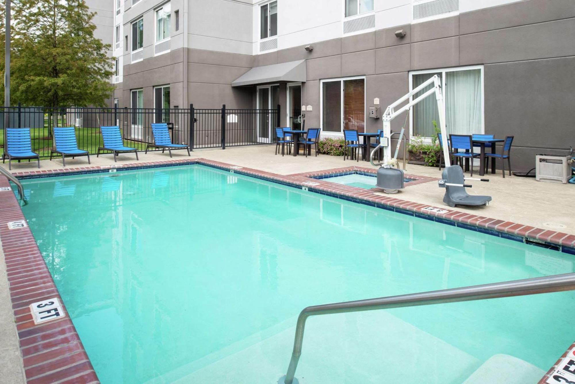 Hilton Garden Inn Baton Rouge Airport Ngoại thất bức ảnh