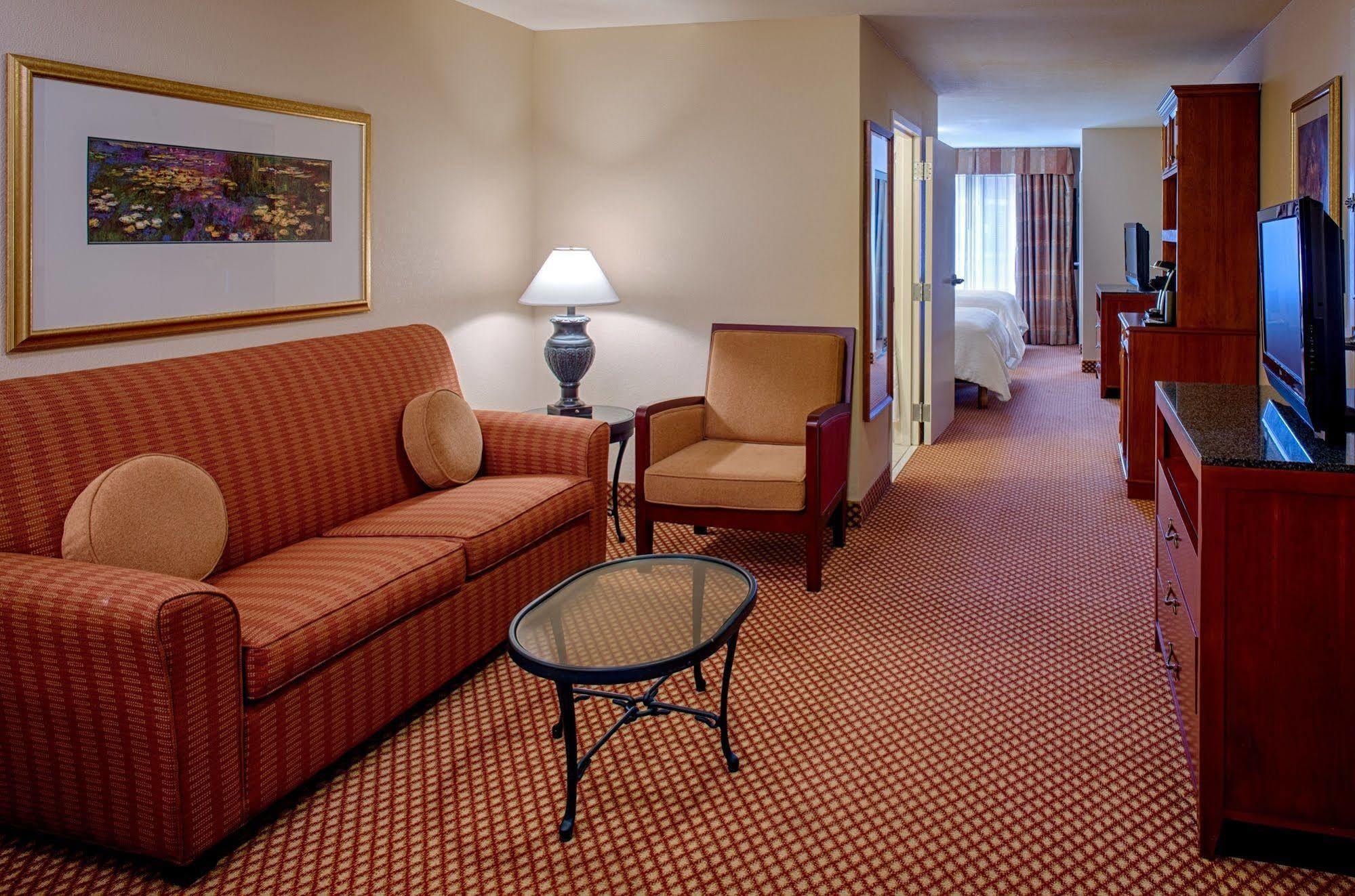Hilton Garden Inn Baton Rouge Airport Ngoại thất bức ảnh